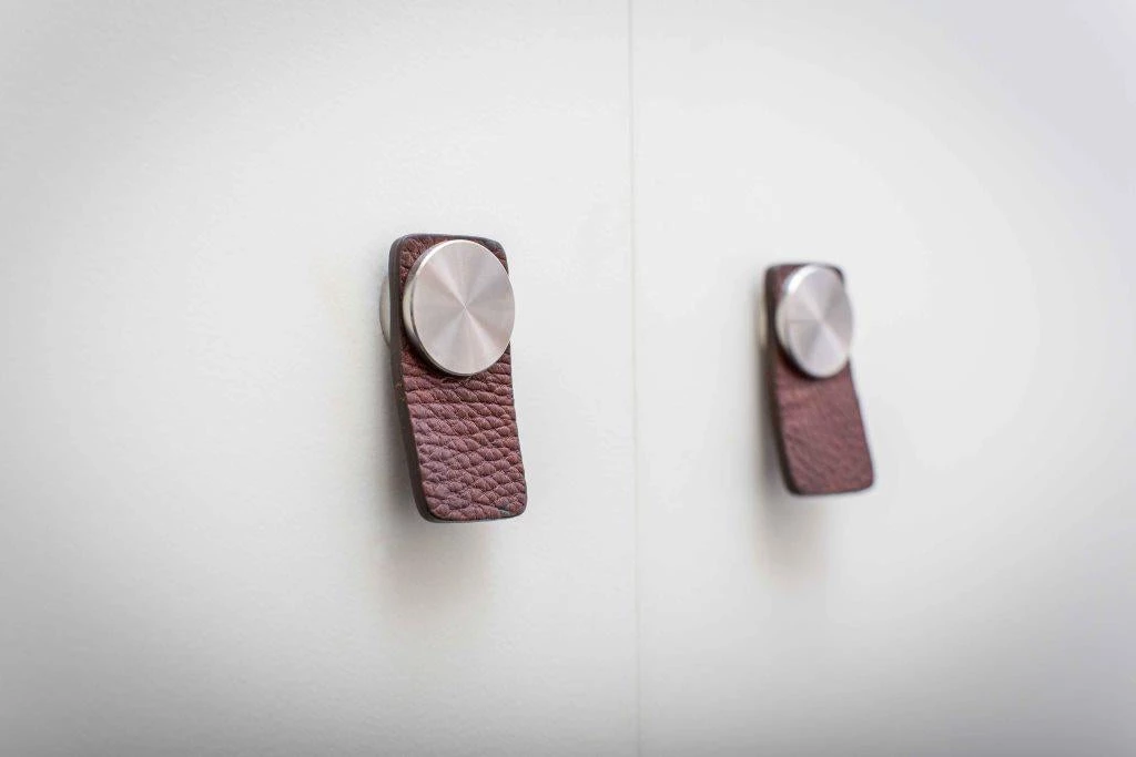 Kitchen Handles, Handle Extrusions & Cabinet Knobs JNF Furniture Knob SKIN - Leather